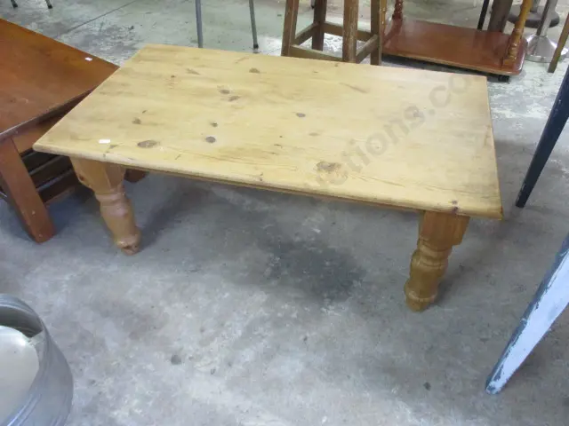 Coffee Table Image 1++