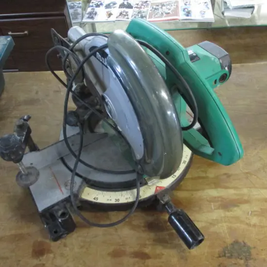 Makita Saw