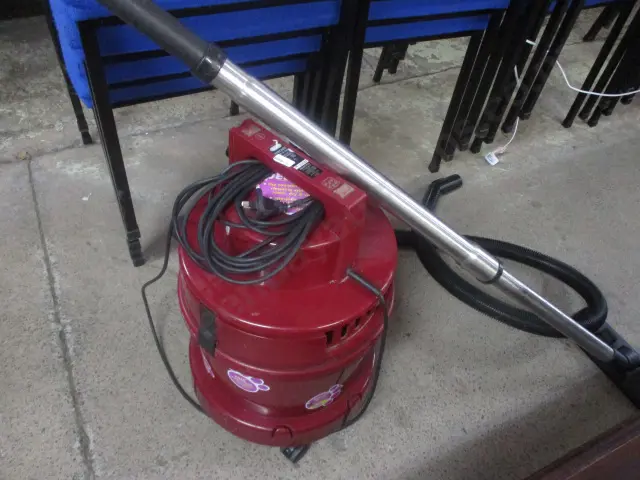 Workshop Vac Image 1++