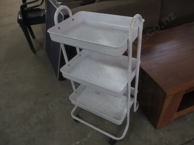 Metal Trolley Image 1++