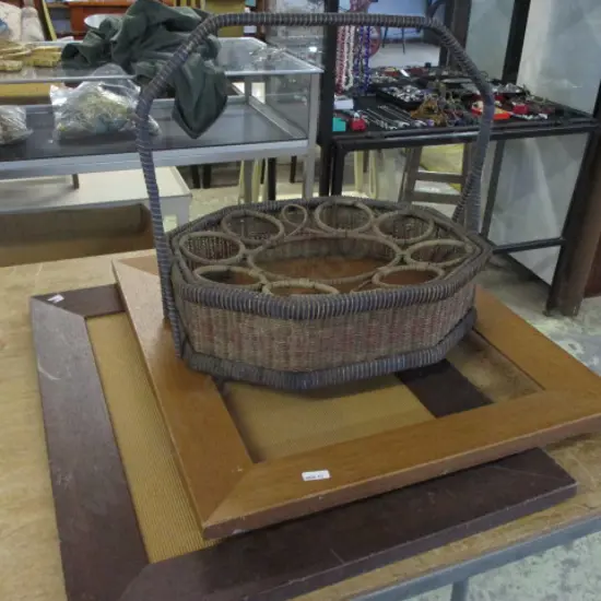 Frames and Basket
