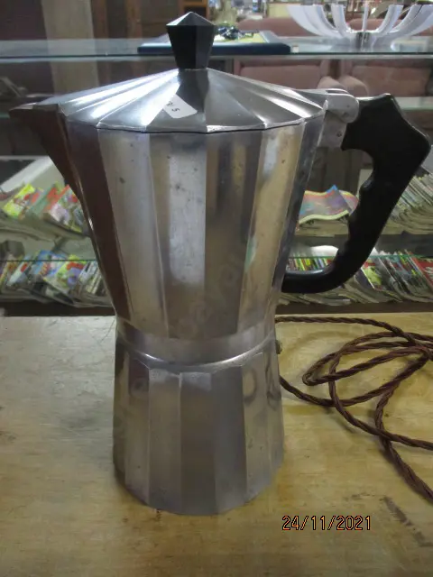 16 Facet Italian Coffee Maker Image 1++