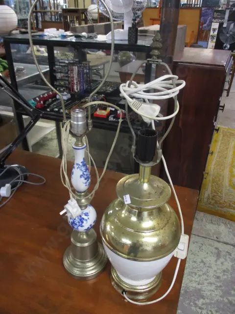 2 Lamp Bases Image 1++