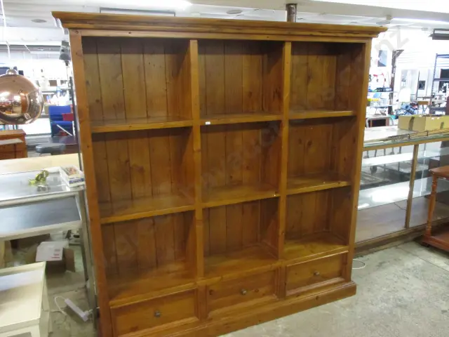 Large Display Cab Image 1++