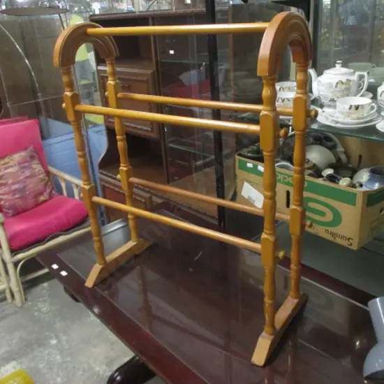 Towel Rack