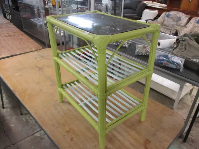 SideTable Image 1++