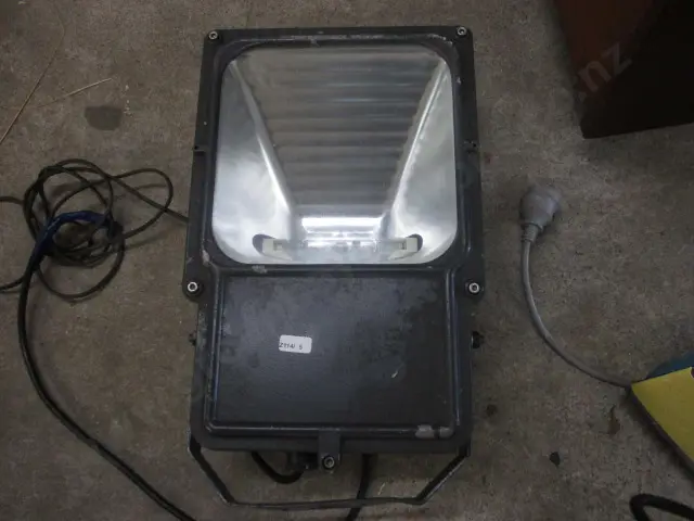Ind Light Image 1++