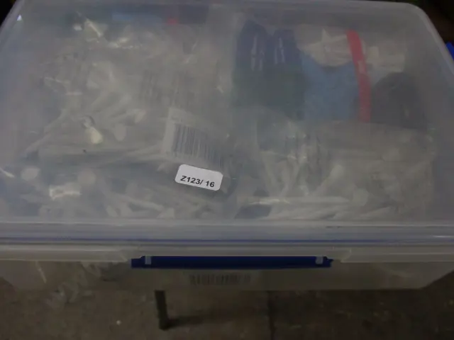 Golf Tees Image 1++