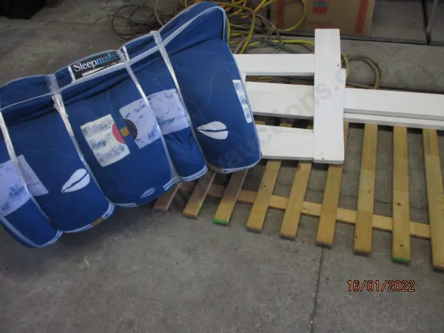 Double Slat Bed Image 1++