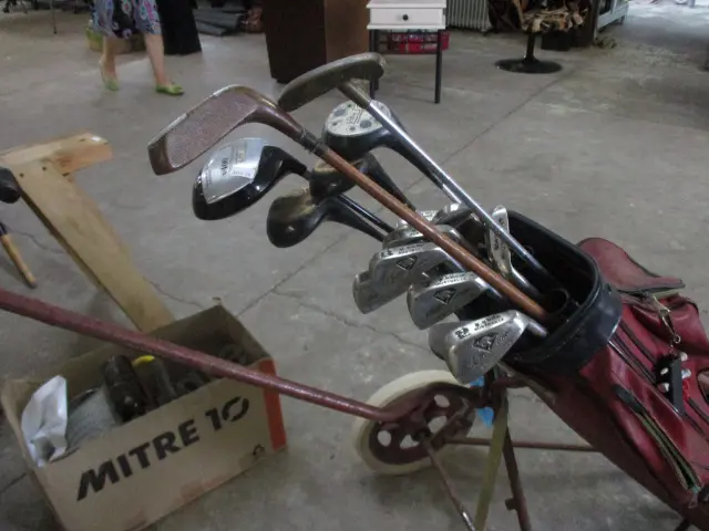 Golf Clubs Image 1++