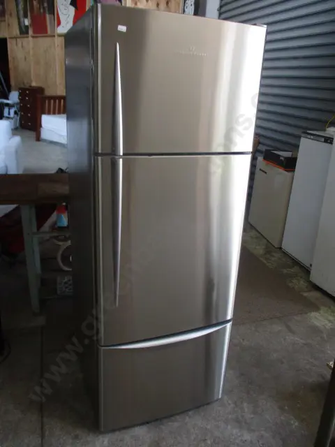 SS Fridge Freezer Image 1++