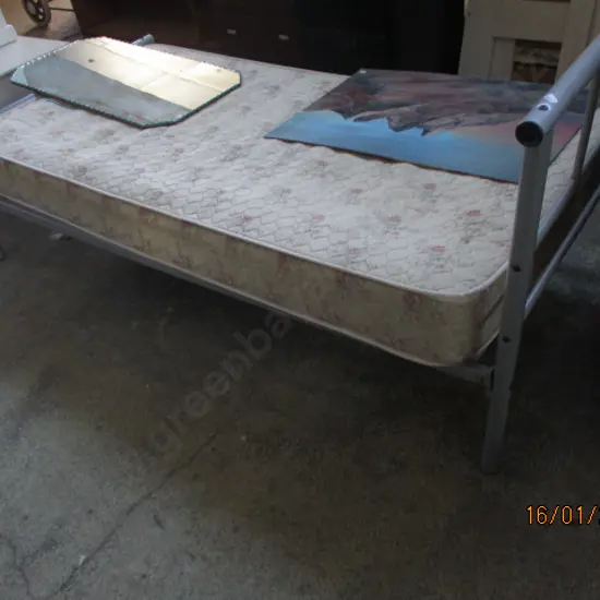 Single Bed