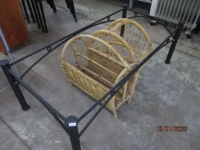 Table Frame and Mag Racks Image 1++
