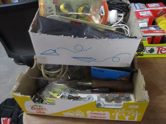 2 Boxes Asst Image 1++