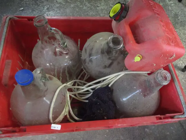 Jars Image 1++