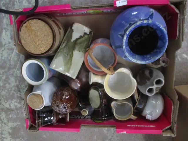 Pottery Image 1++