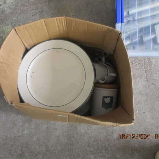 Dinnerware