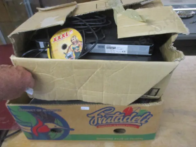 2 Boxes Asst Image 1++