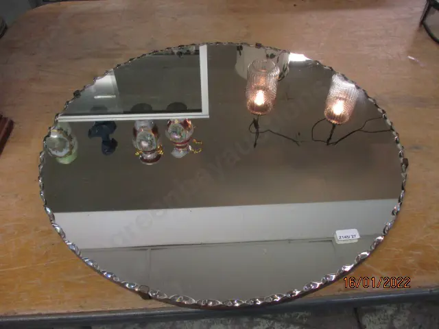 Deco Mirror Image 1++