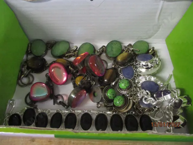 Bracelets Image 1++
