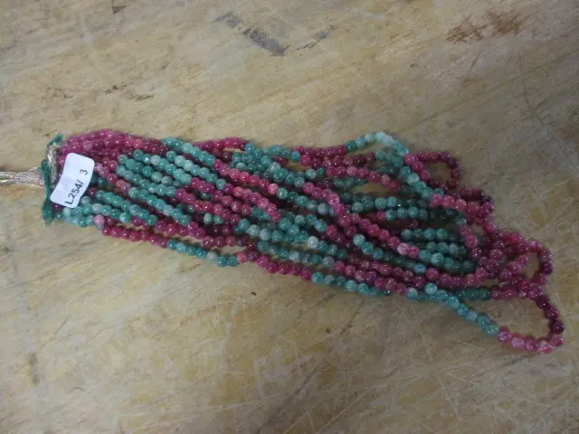 Necklace Image 1++
