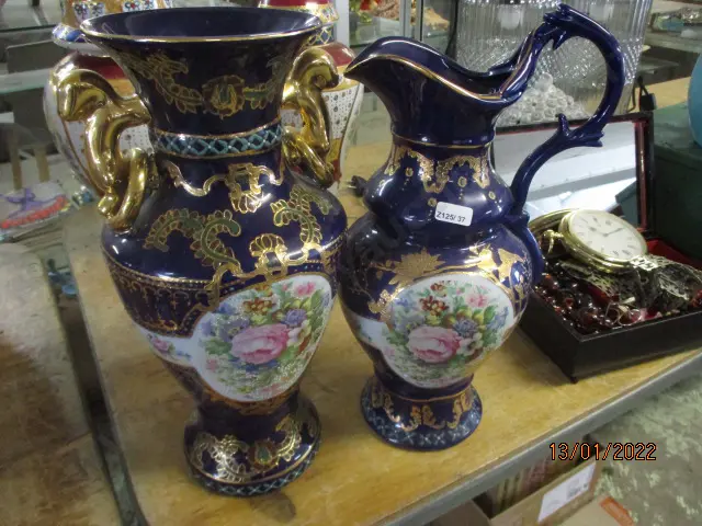 Vase and Jug Image 1++