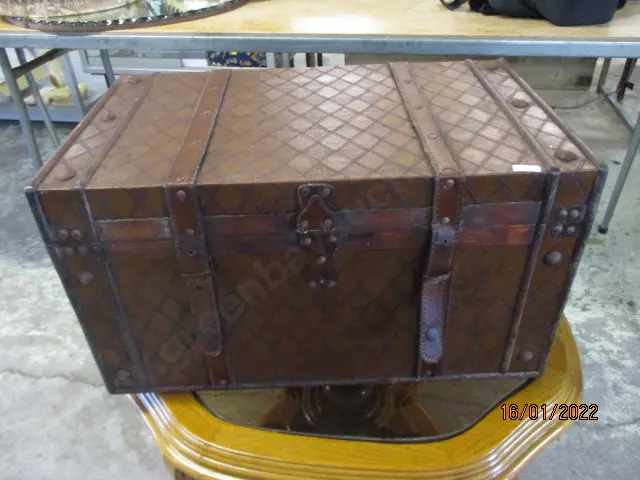Small Chest Image 1++