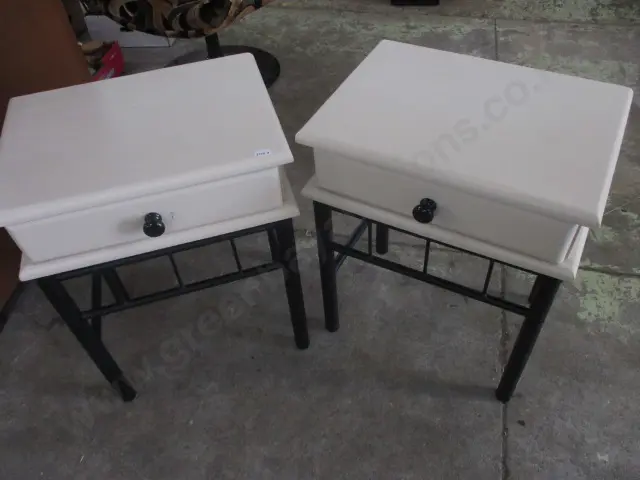 Pr Bedside Cabs Image 1++