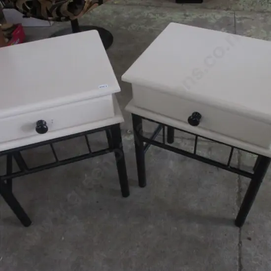 Pr Bedside Cabs