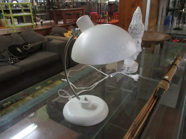 Desk Lamp Image 1++