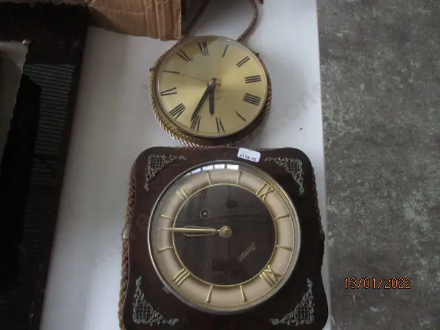 2 Retro Clocks Image 1++