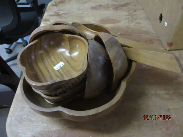 Wooden Bowls Image 1++