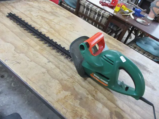 Hedge Cutter Image 1++