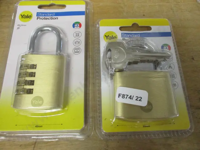 2 Padlocks Image 1++