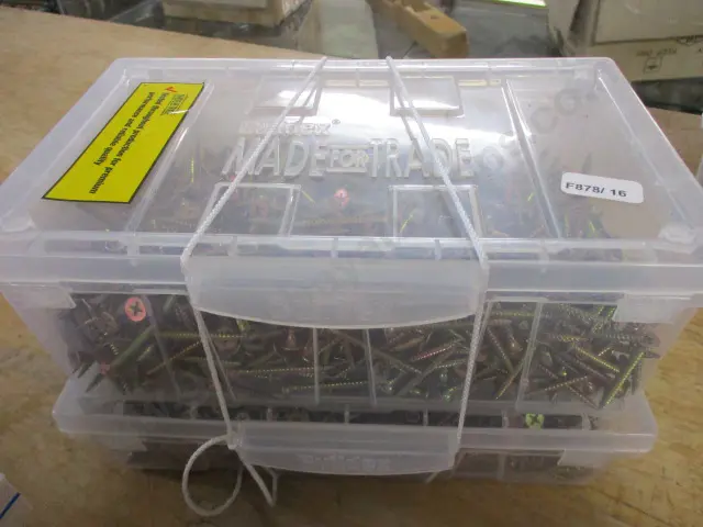Screws Image 1++