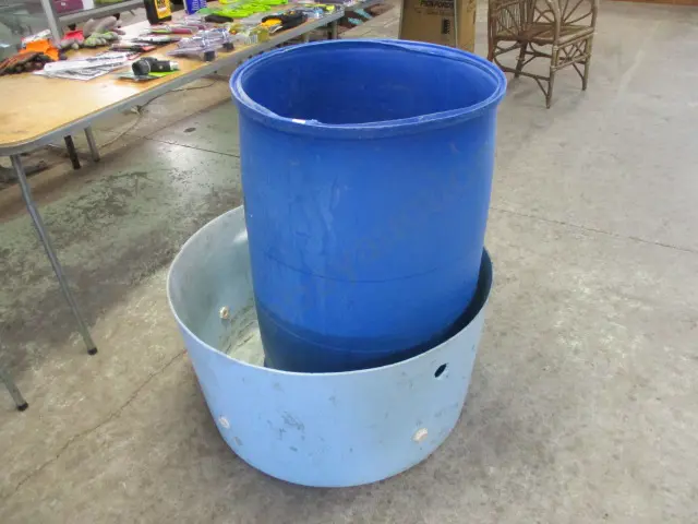 2 Tubs Image 1++