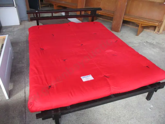 Futon Image 1++