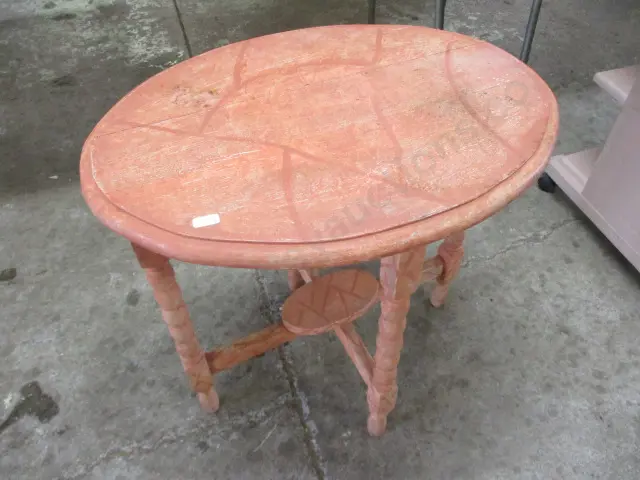 Side Table Image 1++