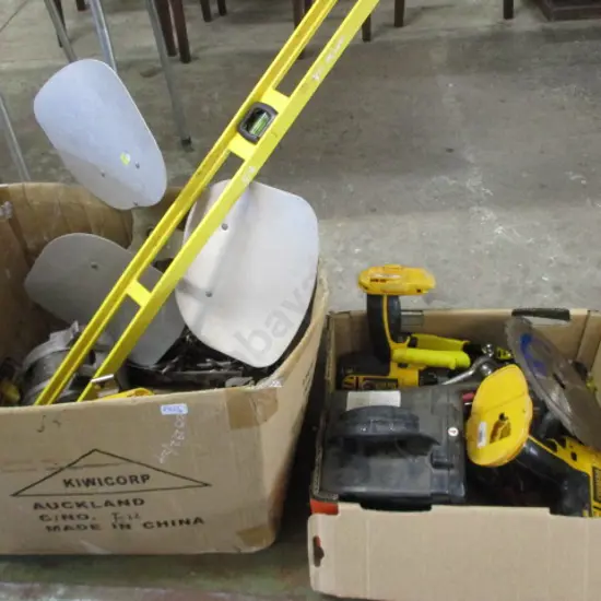 2 Boxes Asst