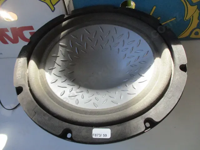 Speaker Image 1++