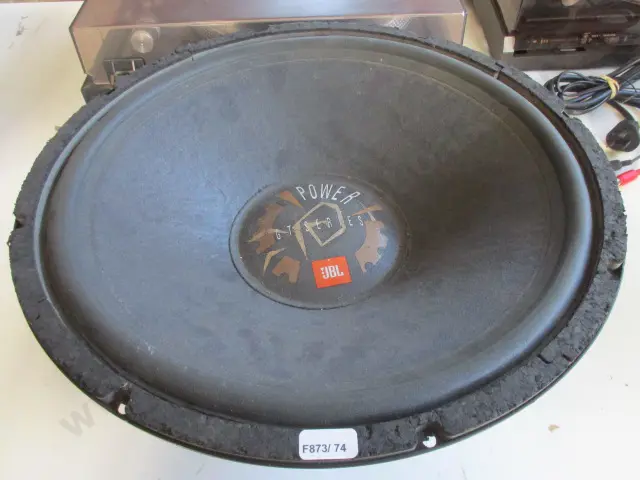 Speaker Image 1++