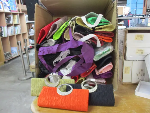 Handbags Image 1++