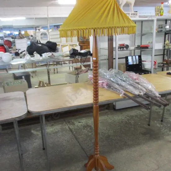 Std Lamp