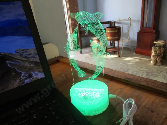 Holographic Lamp Image 1++