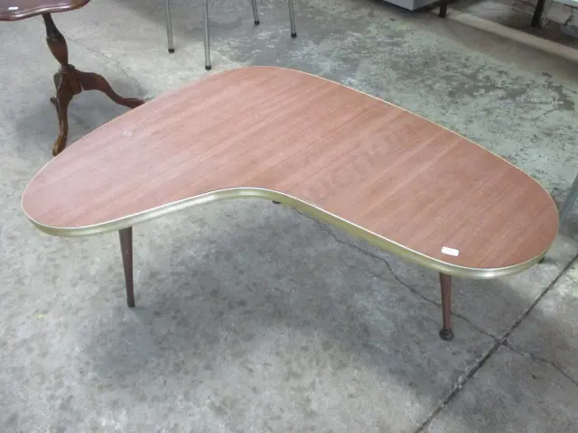 Retro Coffee Table Image 1++