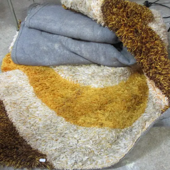 Rug
