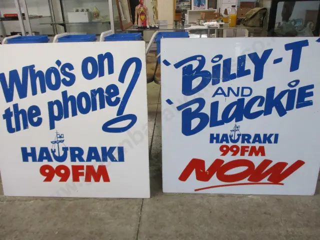 Radio Hauraki Signs Image 1++