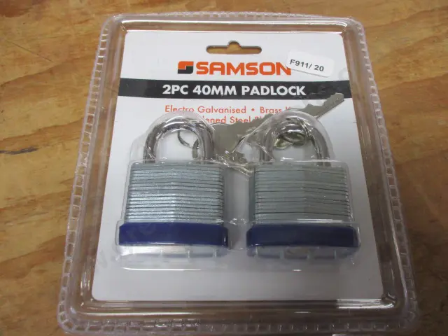 2 Padlocks Image 1++