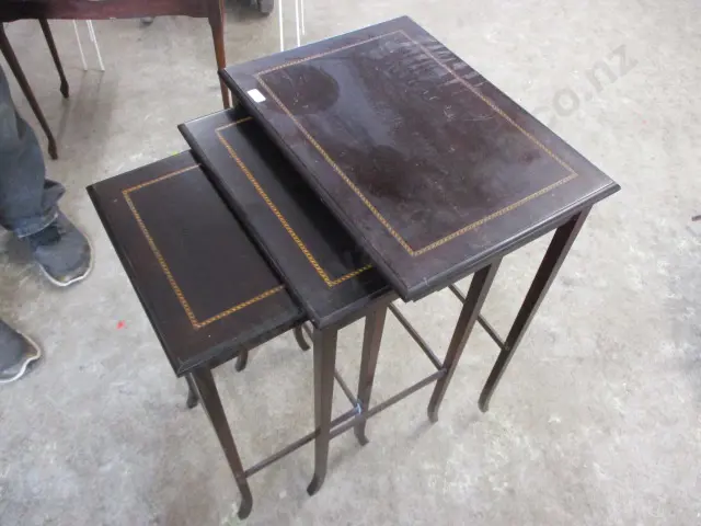 Nest Tables (af) Image 1++