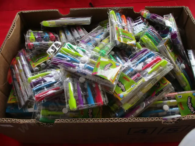 Highlighters Image 1++